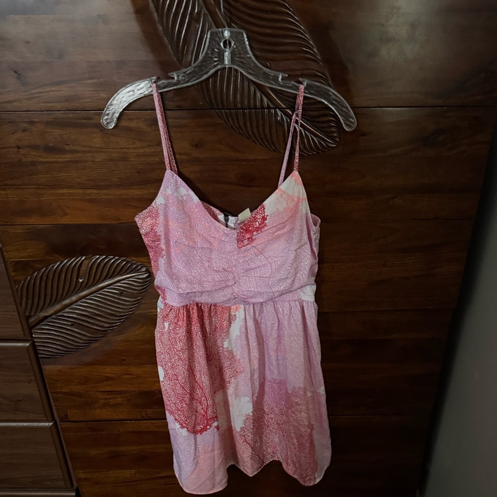 BNWOT Roxy Pink and White Spaghetti Strap Dress